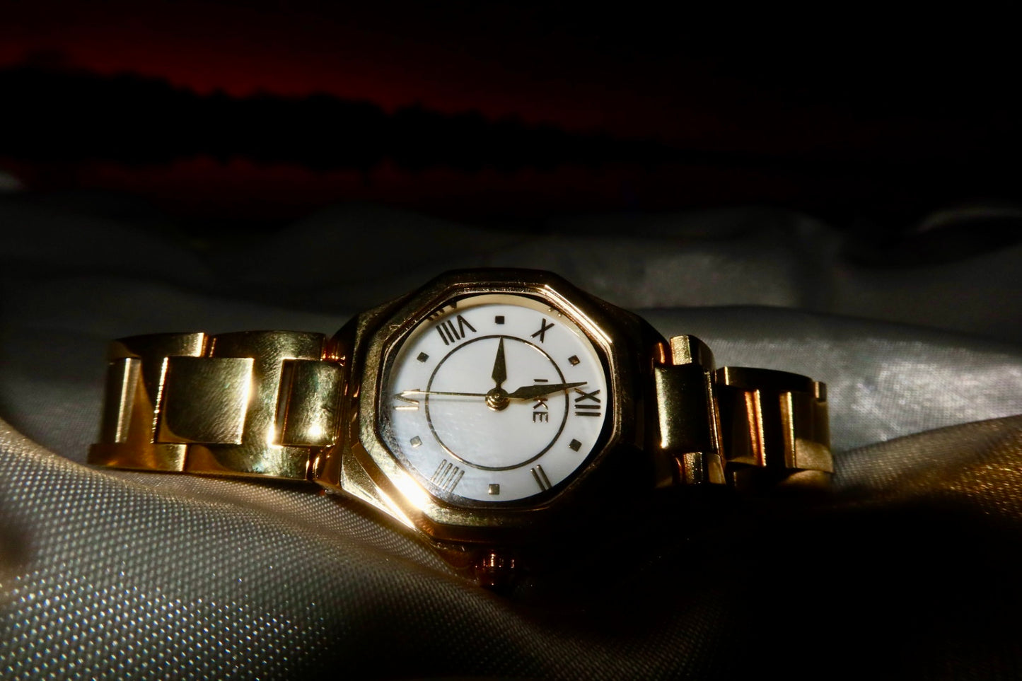 Saphra Gold (White dial)