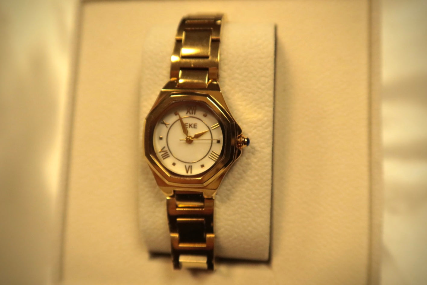 Saphra Gold (White dial)